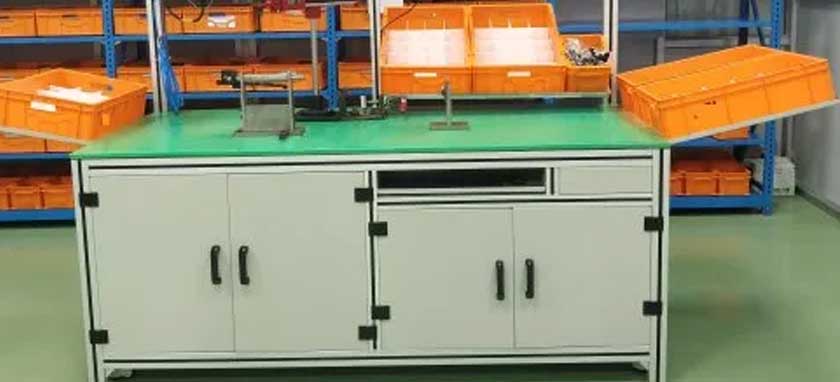 Aluminium profile inspection table
